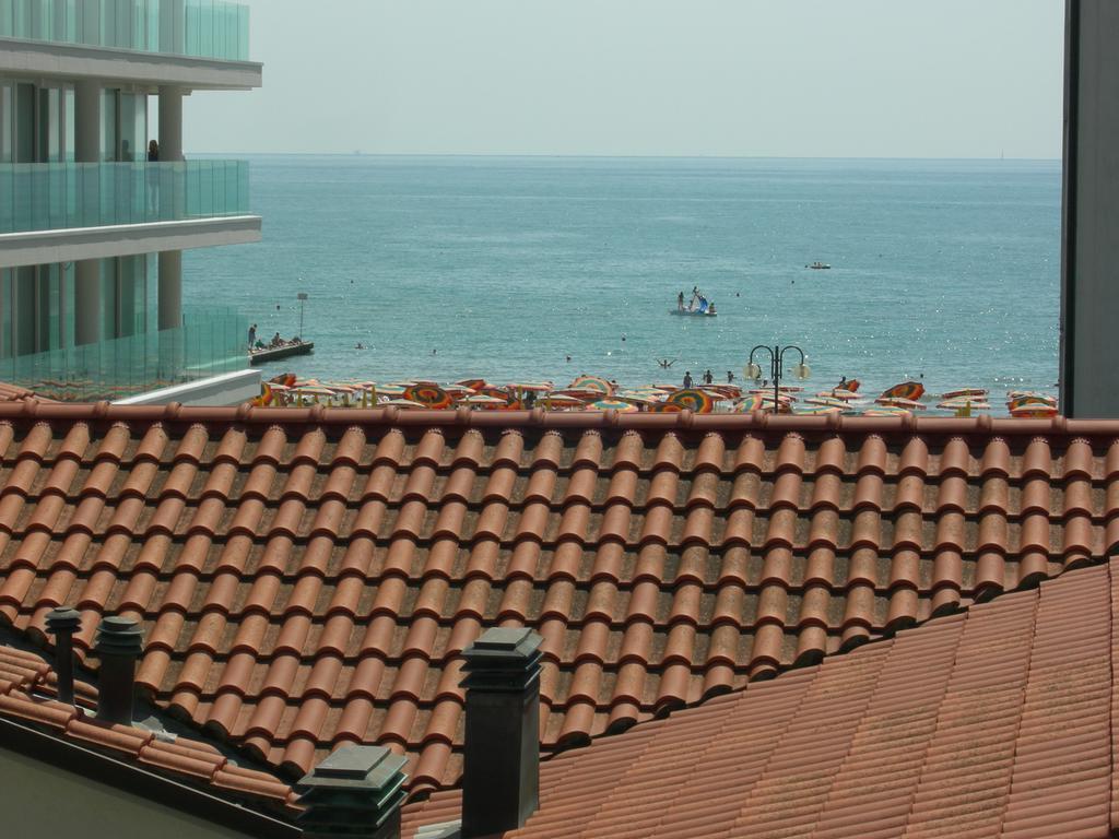 Appartamenti Residence Foscolo Lido di Jesolo Exterior foto